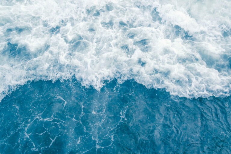 Harsh tide conditions
