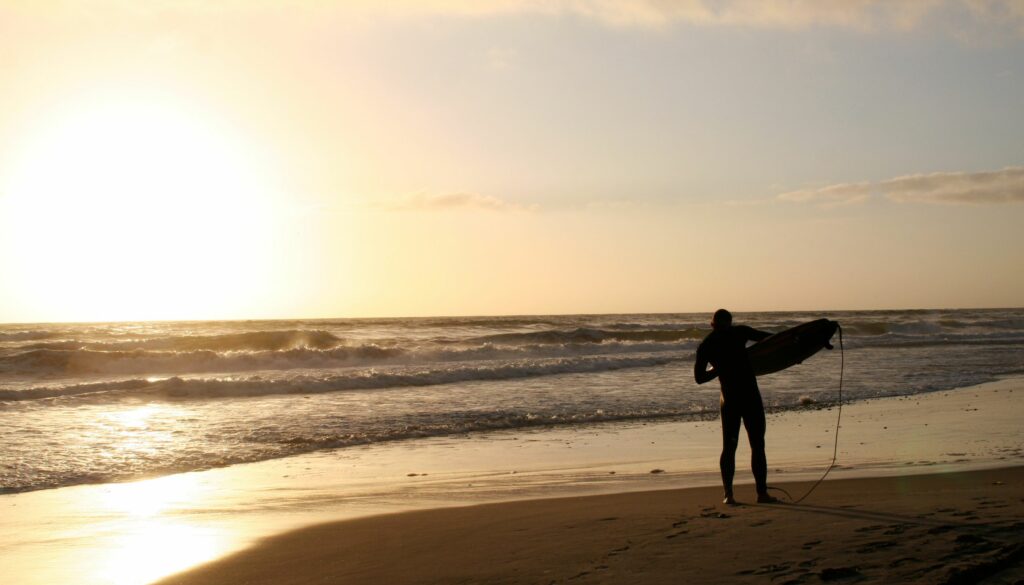 Embracing Wellness: Pacific Surf School’s Nutrition and Mental Health Integration