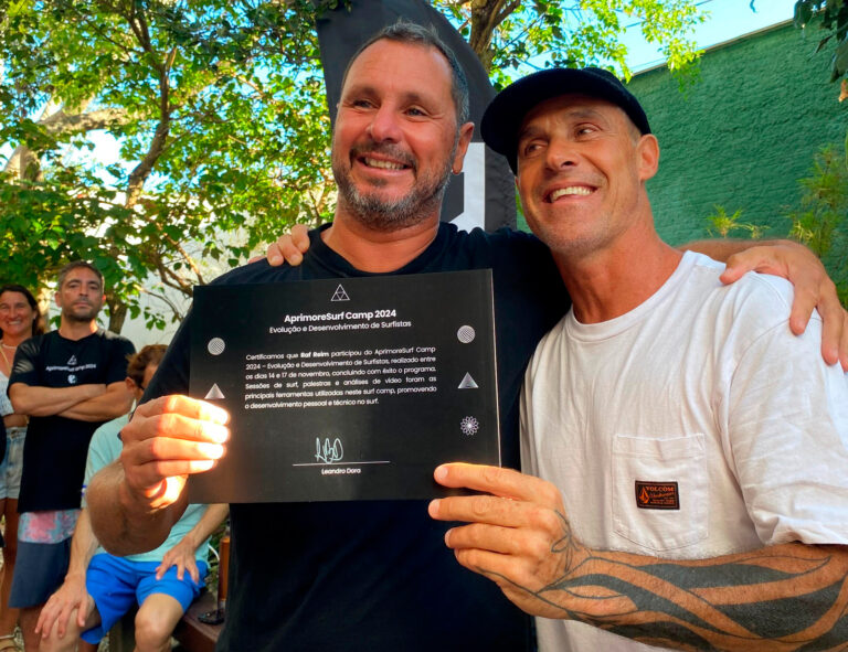 Peak of Excellence with AprimoreSurf Certification by Leandro Dora